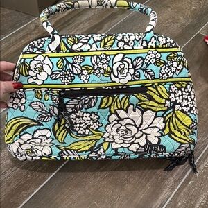 Vera Bradley Bowler Shoulder Bag in Island Blooms Handbag Purse